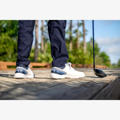 Këpucë golfi SQAIRZ ProS2 për burra, që s’i ha uji, të bardha me blu