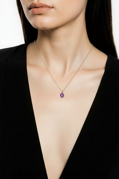Varëse Gold me Gurë Vjollcë – Elegancë e Pastër