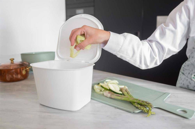 Kosh mbeturinash organike Koziol Bibio, 3L, plastikë, i bardhë