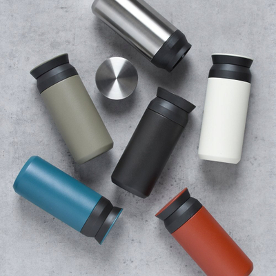 Termus udhëtimi KINTO Travel Tumbler, 500ml, çelik inox, i bardhë