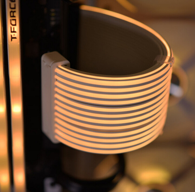 Kabllo LIAN-LI Strimer Plus V2 24-Pin RGB