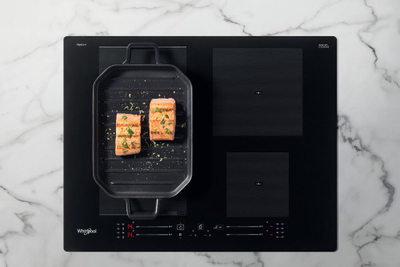 Pianurë me induksion Whirlpool WF S4160 BF, 60cm, me Slider, e zezë