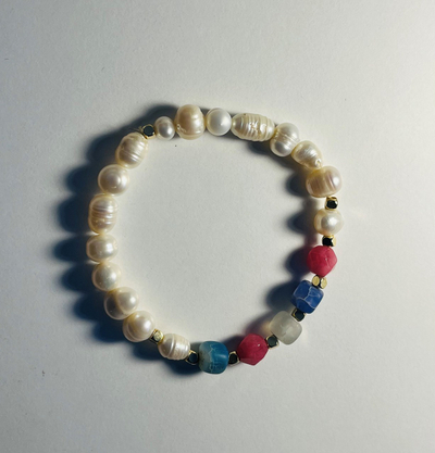 Byzylyk për femra Dar Pearls, shumëngjyrësh