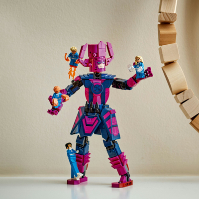 Figurë ndërtimi Marvel Fantastic Four vs Galactus, set koleksionues