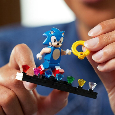 Сет коцки LEGO® 21331 Sonic the Hedgehog™ - Green Hill Zone