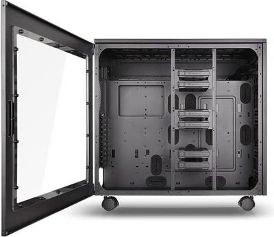 Kasë Thermaltake Core W200 Super-Tower, Të ndryshme