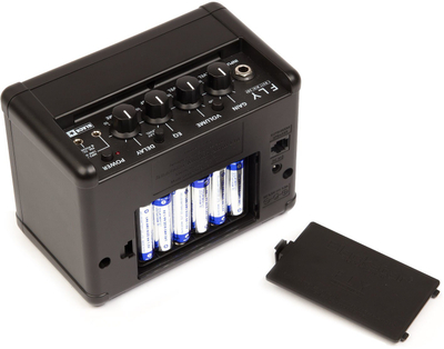 Засилувач за гитара Blackstar FLY 3 Bluetooth, мини пренослив, на батерии, црн