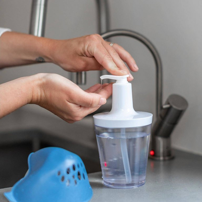 Dozator sapuni Koziol Flow Recycled, 250 ml, trup i tejdukshëm, i bardhë