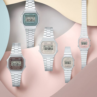 Orë digjitale Casio Vintage Illuminator, 36mm, ekran blu, argjend
