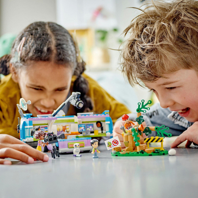 Lodra LEGO Friends Furgoni i Reporteres 41749, set për ndërtim, mbi 6 vjeç, shumëngjyrësh