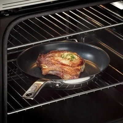 Tigan Tefal Titanium, 28cm, shtresë jo-ngjitëse, i zi