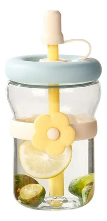 Shishe me pip , e verdhë , rozë dhe blu . UNIMIKS