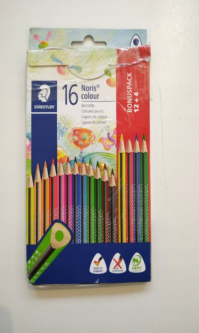 Set lapsash me ngjyra Staedtler Noris Colour 187 C12P1, trekëndorë, 16 copë, shumëngjyrësh