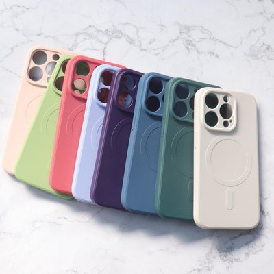 Kuti telefoni Aexit MagSafe, për iPhone, silikon, mat, e zezë