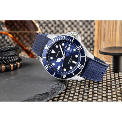 Ora burrash Timex Harborside Coast TW2Y05000, quartz, rezistente ndaj ujit 100m, blu