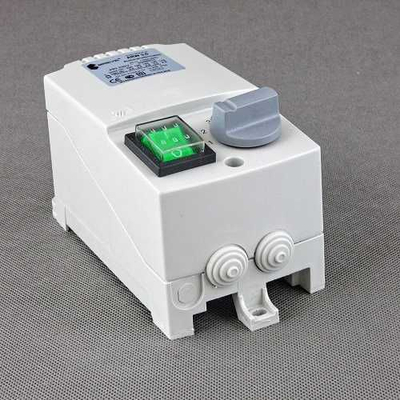 Regulator predkosci obrotowej 1-fazowy ARW 3,0/2 230V 3A IP54 (17886-9991)