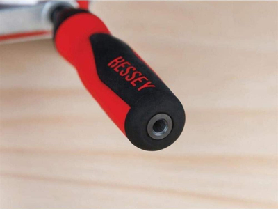 Shtrëngues paralel Bessey Vario K Body REVO KERV 1500/95, kapje 1500mm, për punë profesioniste
