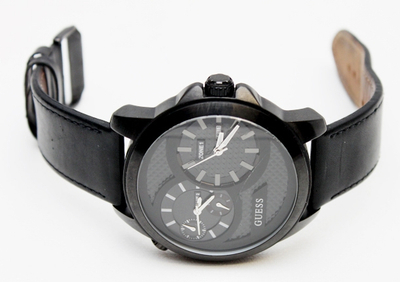 Orë dore Guess THUNDER  W0184G1