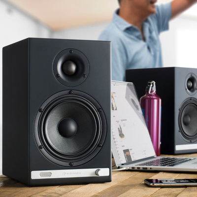 bokse bookshelf Audioengine HD6, bluetooth, optical in, të zeza