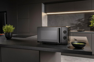Furrë me mikrovalë Hisense H20MOBP1H, 20L, 700W, e zezë