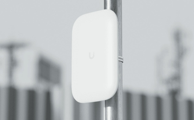 Antene panel Ubiquiti Ultra Sleek Clip-On, Swiss Army Knife Ultra, 90°, e bardhë