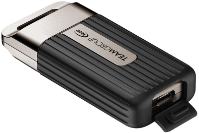 Портабилен SSD Team Group PD20, 1TB, USB 3.2 Gen 2x2 Type C, црн