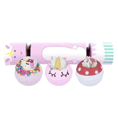 Set dhuratash me bomba banjosh Bomb Cosmetics The Christmas Unicorn, 3 copë