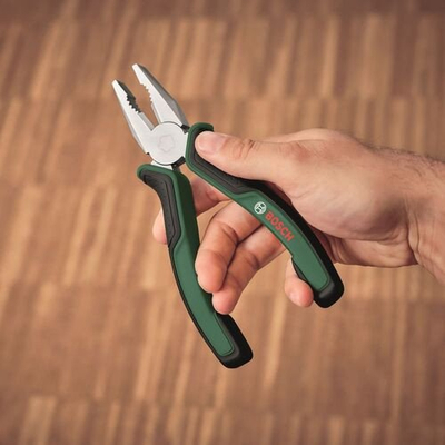 Комбинирани клешти Bosch Home and Garden 1600A032VB, 180 mm, мека рачка, зелени