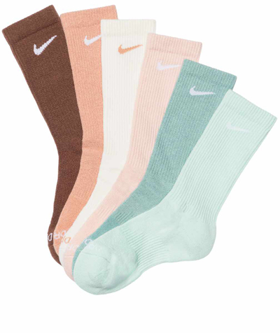 Çorape sportive Nike Everyday Plus Cush SX6897 971, set me 6 palë, Dri FIT, me ngjyra të ndryshme