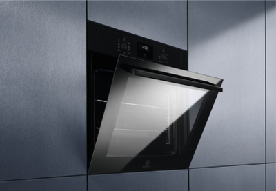 Furrë e integrume Electrolux EOF3H40TH, seri 600, me ventilim, inoks