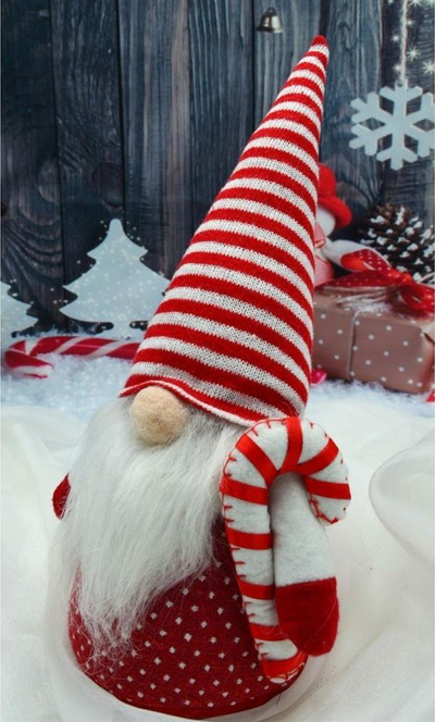Figurinë Krishtlindjesh Saska Christmas Gnome, 35 cm, me peshë poshtë që rri në këmbë, e kuqe me të bardhë