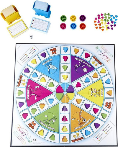 Lojë tavoline Hasbro Trivial Pursuit Family Edition, trivia për krejt familjen, 2-6 lojtarë, shumëngjyrëshe