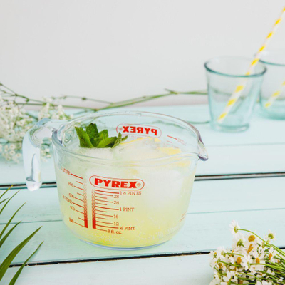 Kubë matëse Pyrex Classic, qelq borosilikat, 1L, e tejdukshme