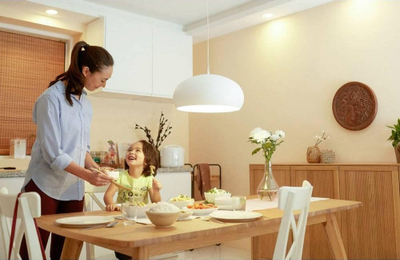 Llampë LED Philips 77213001, E27, 7.5W, dritë e ngrohtë që rregullohet