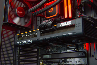 Kompjuter desktop HAL3000 Master Gamer Elite XT, Intel Core i7-14700F, 64GB RAM, 2TB SSD, RX 9070 XT, i zi