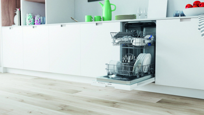 Enëlarëse e integruar Indesit DI9E2B10 NN, 45cm, 9 sete, inoks