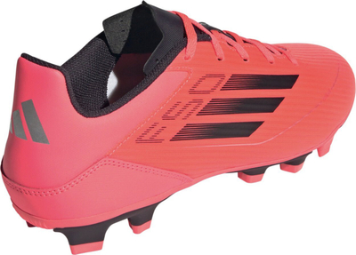 Këpucë futbolli Adidas F50 Club FxG IE0613, për bar të gjallë, portokalli me tê kuqe