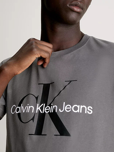 Maicë për meshkuj Calvin Klein, e hirtë