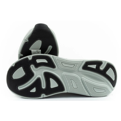 Atlete për burra Skechers Bobs Skillz Slip-Ins, me stof të ajrosur, shollë e butë e amortizume, të bardha