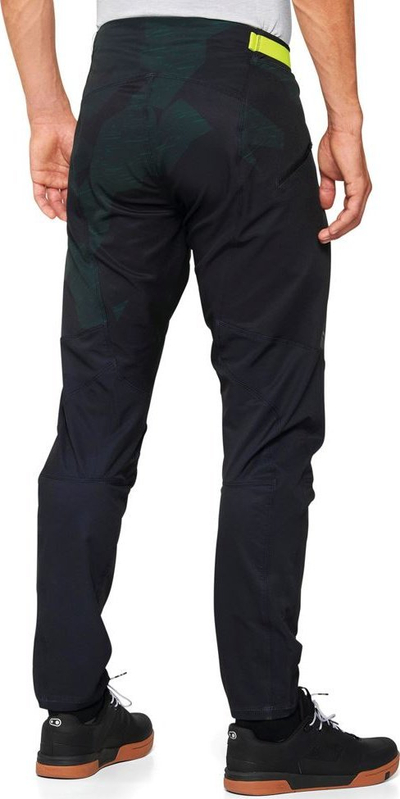 Pantallona çiklizmi 100% AIRMATIC LE, MTB All Mountain, për burra, black camo, masa 30