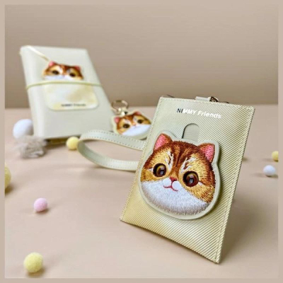 Portofol kartash Nimmy Big Eyed Pet 2.0 Cat, poliuretan, me rrip dore, bezhë