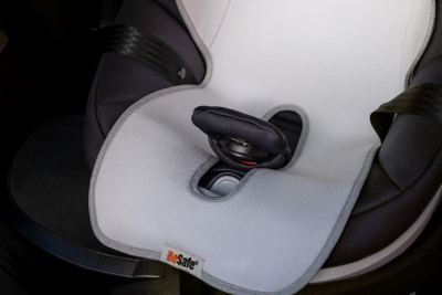 Jastëk ajrimi për ulëse veture BeSafe AirPad, 3D mesh, për foshnje dhe fëmijë, gri e hapur