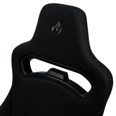 Karrige gaming Nitro Concepts E250, e rehathme ergonomike, mban deri 125 kg, e zezë