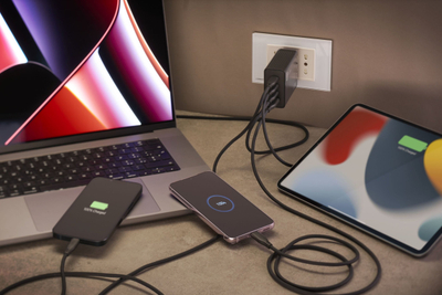 Karikues muri Cellularline Multipower Nano 100W, 3x USB C 1x USB A, GaN, i zi