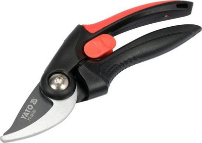 Gërshërë kopshti Yato YT-8810, për prerje degësh 20mm, me dorezë të rehatshme ergonomike, e zezë me të kuqe