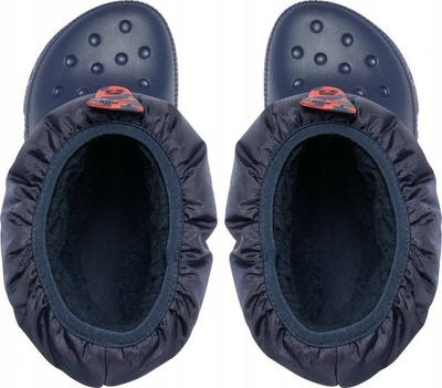 Çizme dimri për kalamaj Crocs Classic Neo Puff Boot Jr 207684-410, që s’i hyn uji, slip-on, blu navy