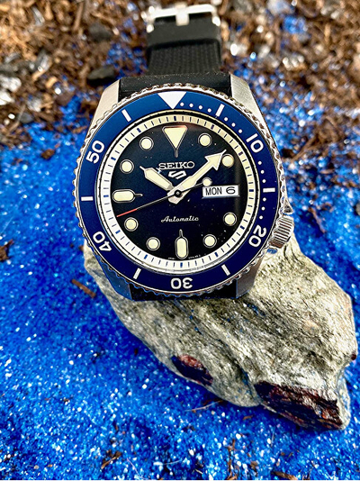 Orë dore Seiko 5 Sports SRPD71K2