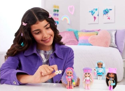 Kukull Barbie Extra Fly Mini Minis Travel, 8 cm, me gjoja mode, shumëngjyrëshe