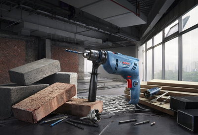 Stërvitje goditëse Bosch GSB 600 RE, 600W, me kabllo, blu