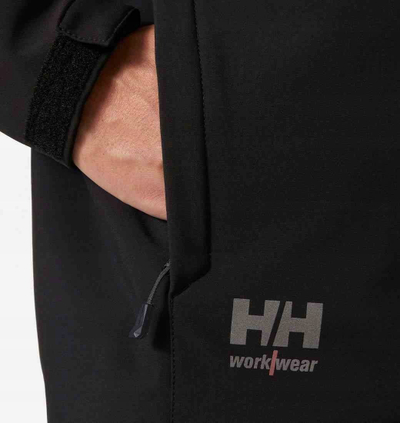 Xhaketë softshell Helly Hansen Oxford, për meshkuj, me kapuç, e zezë